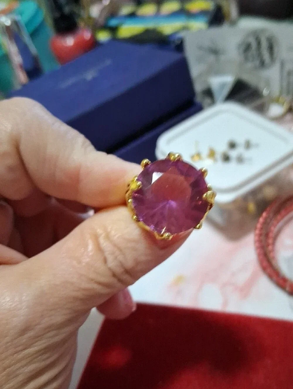 Statement Gold-Plated Ring with Pink to Purple Faceted Stone